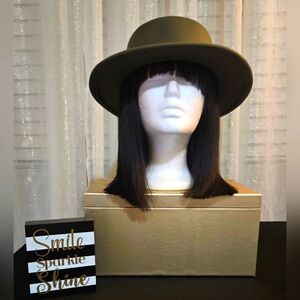 Womens Green Felt Hat!